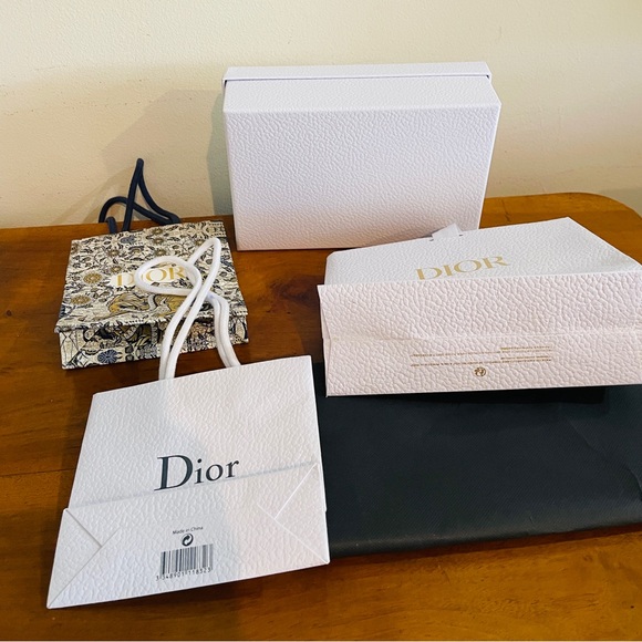 Dior 4 Dior Bags and One White Box - Picture 2 of 4